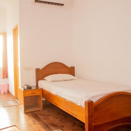 Hotel Nakshatra Karimganj Экстерьер фото