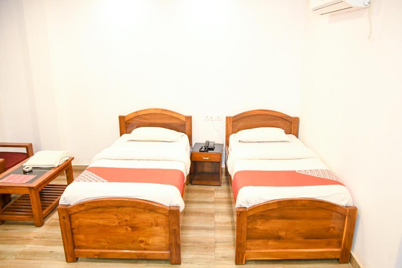 Hotel Nakshatra Karimganj Экстерьер фото