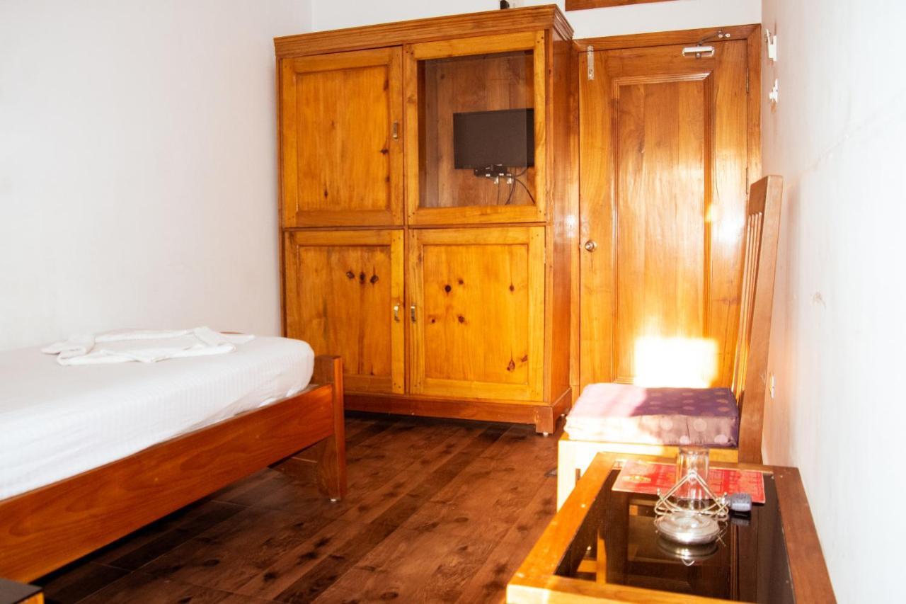Hotel Nakshatra Karimganj Экстерьер фото